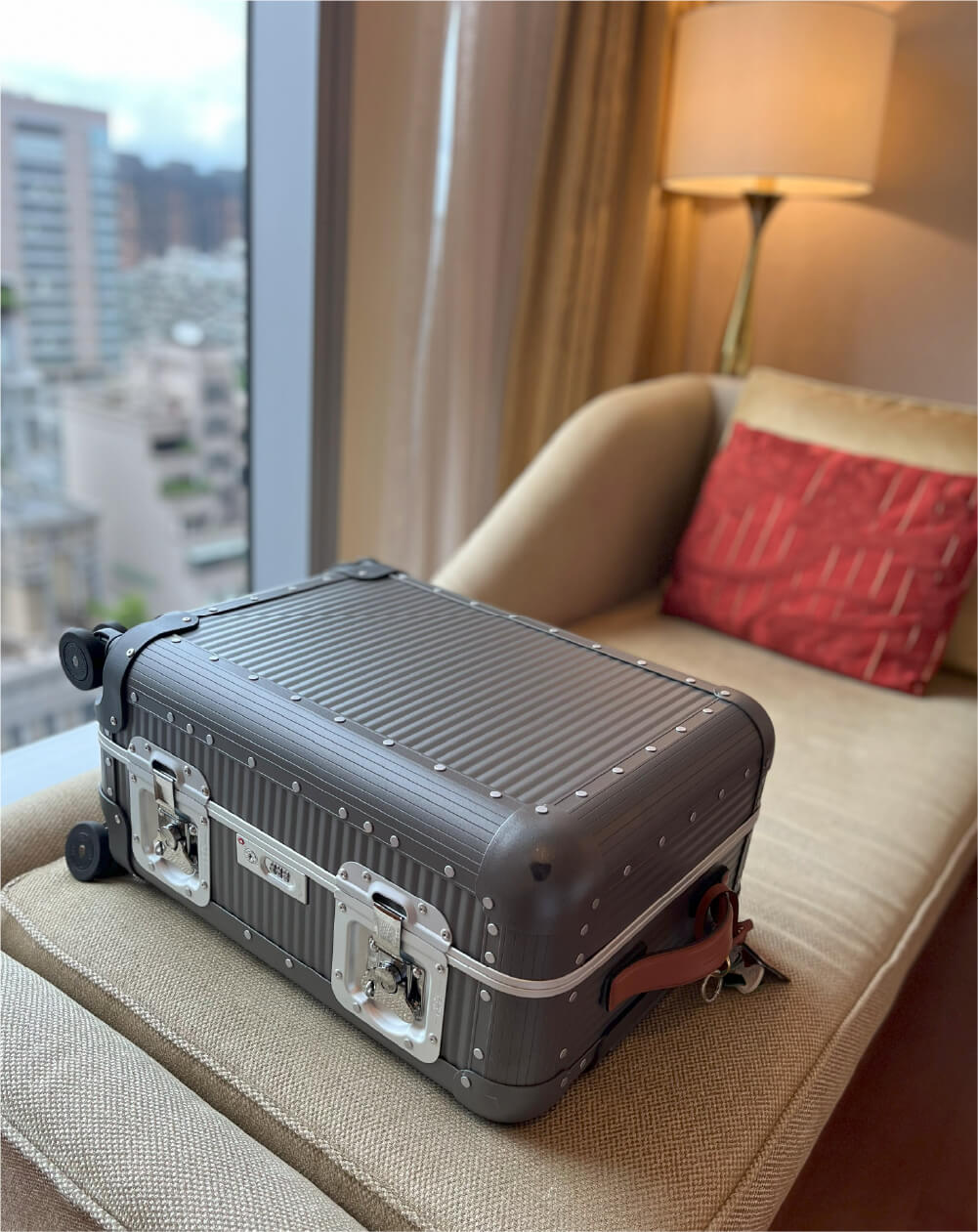  モデル着用イメージ 